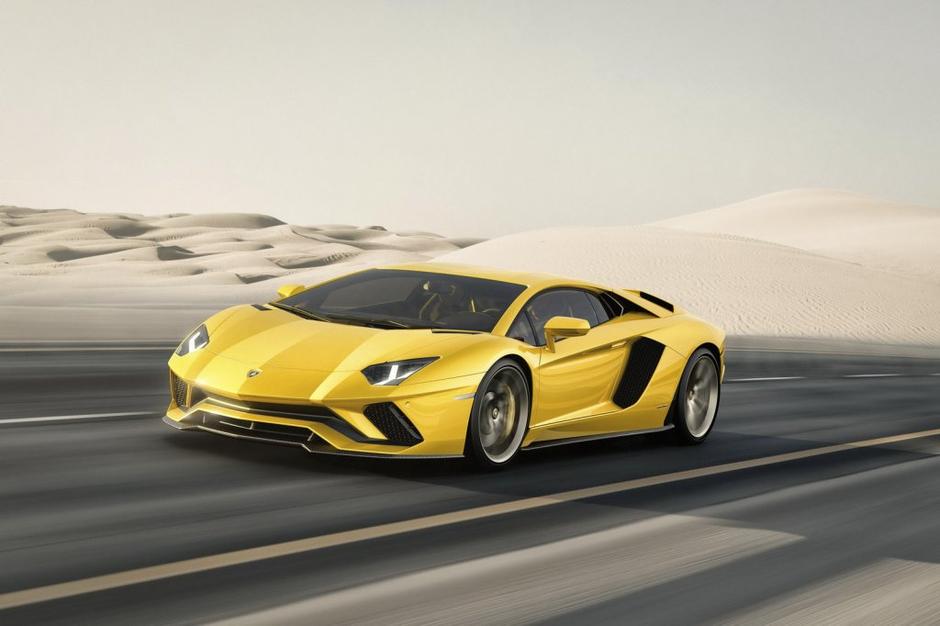 Lamborghini aventador S | Avtor: Lamborghini