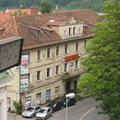 Hotel Jelen bi lahko padel že ta mesec, najpozneje pa oktobra. (Foto: Iztok Golo