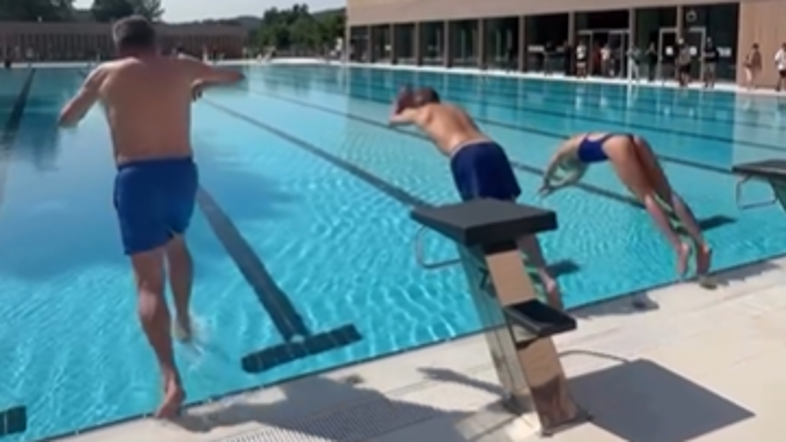 Otvoritev bazena Vevče: Janković, Golob in Neža Klančar