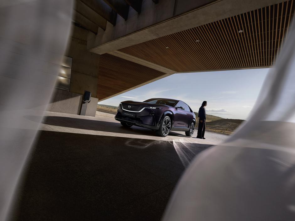 Mazda CX-6e | Avtor: Mazda