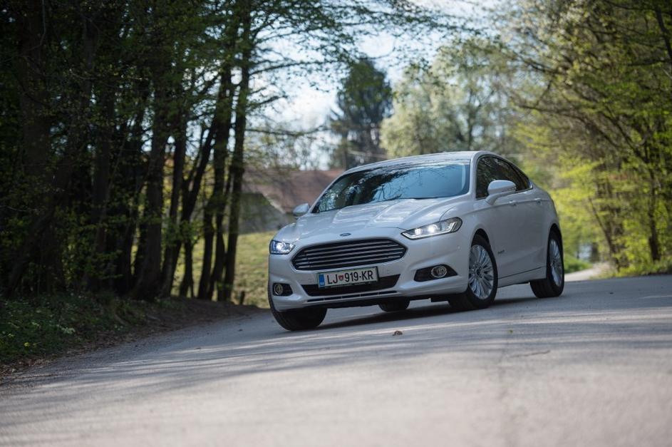 Ford mondeo hybrid