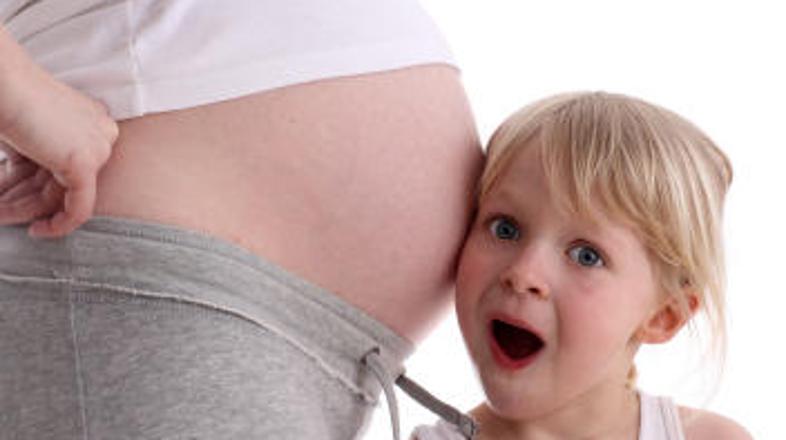 Pričakovanje je lahko za otroka tudi prijetno.