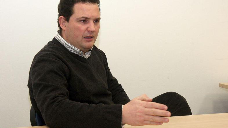 Damijan Koletnik pravi, da ima dovolj blatenja njegovega imena. Njegov skok v vr