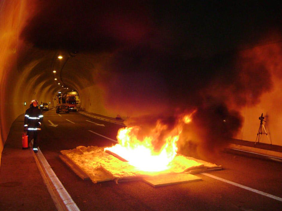 požar, predor Šentvid