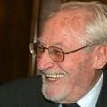Pavček v svojih nastopih nikoli ne pozabi omeniti vina, ki ga prideluje, in soli