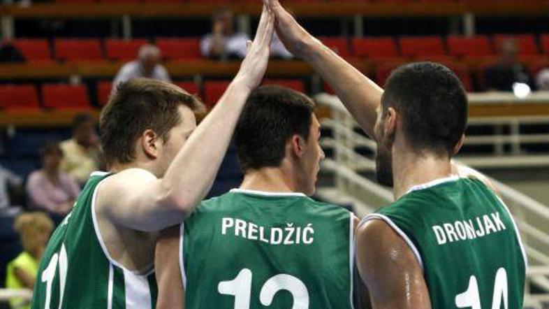 Varovanci Aleša Pipana so na prvem srečanju kljub slabi igri premagali Južno Kor