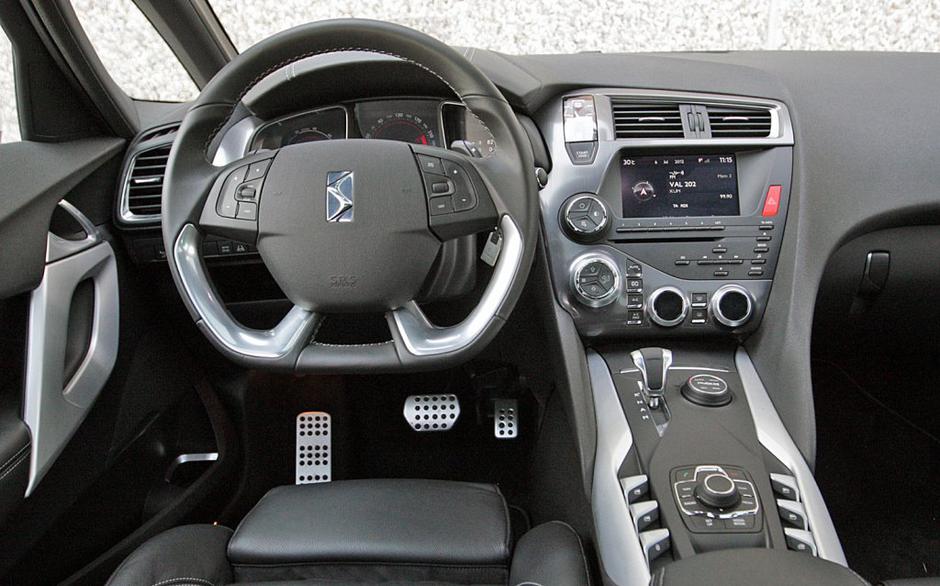 Citroën DS5 | Avtor: Boštjan Tacol