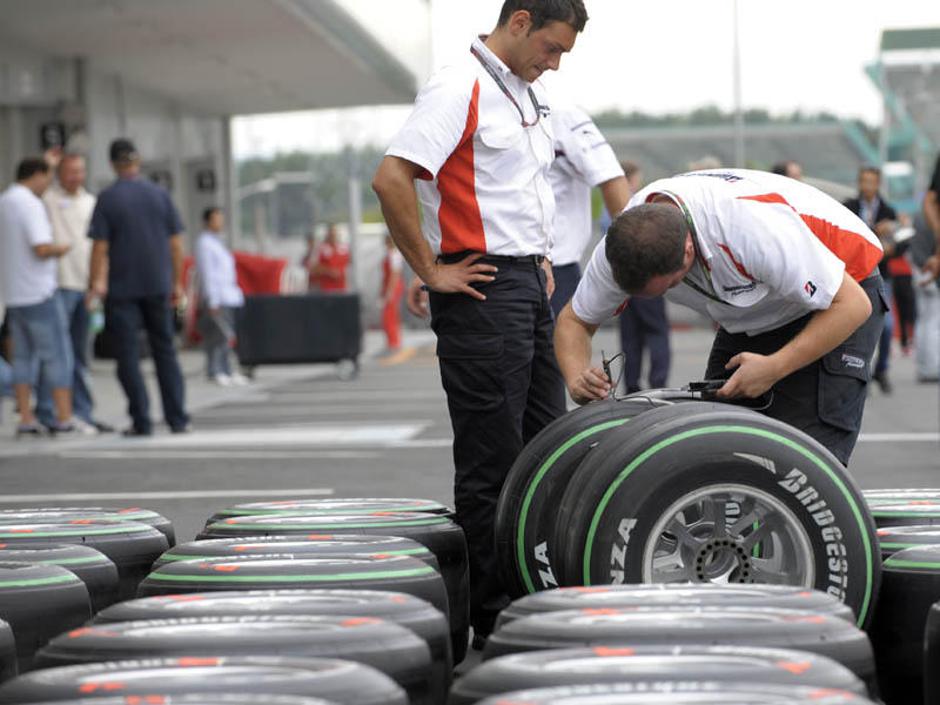 Bridgestone bo moštvom formule 1 pnevmatike dobavljal le še eno leto. FOTO: AFP | Avtor: Žurnal24 main