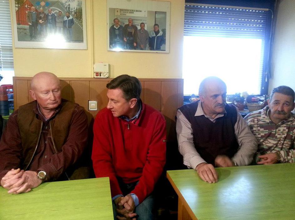 Pahor pri brezdomcih v Mariboru