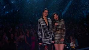 Kylie Jenner kendall jenner