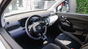 predstavitev električne avtomobilske znamke Leapmotor