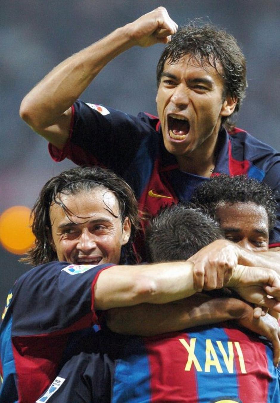 Enrique Van Bronckhorst Xavi Kluivert Real Madrid Barcelona Liga BBVA | Avtor: EPA