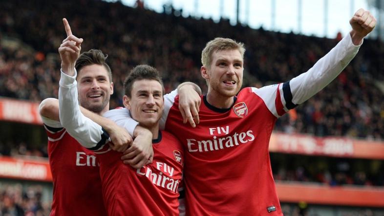 Koscielny Giroud Mertesacker Arsenal Sunderland Premier League Anglija liga prve