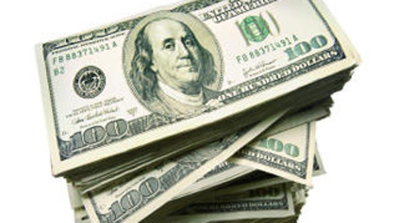 Piotr mora plačati račun v višini 85.000 dolarjev.