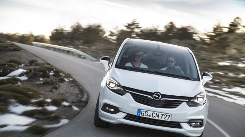 Prenovljena opel zafira