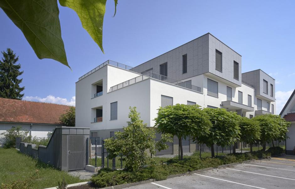 lesen blok | Avtor: Damjan Švarc