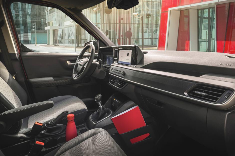 Ford transit courier | Avtor: Ford