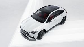 mercedes-benz GLA