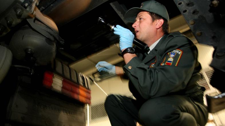 Slovenija 27.09.10, carina, cariniki, pregledi, mejni prehod, stavka, gruskovje,