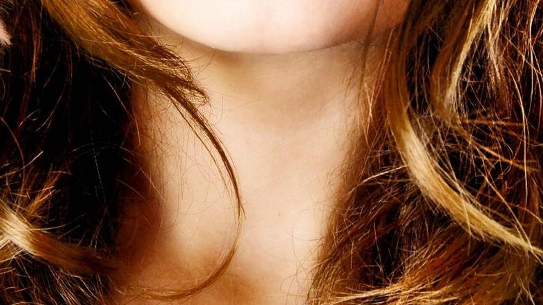 Rdeče ustnice so sicer seksi, vendar nepraktične za poljubljanje. (Foto: Shutter