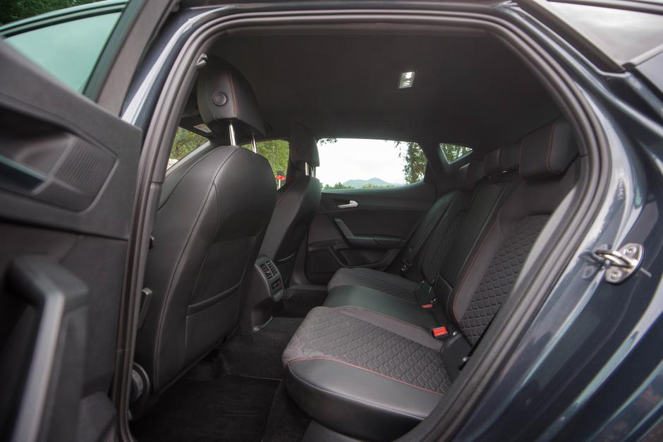 Seat Leon FR | Avtor: Anže Petkovšek