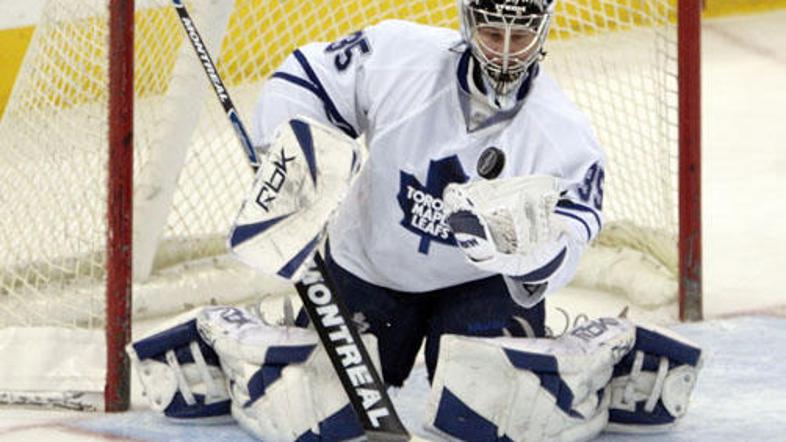 Vasa Toskala (Toronto) je ostal 31 v karieri vratarja lige NHL nepremagan.