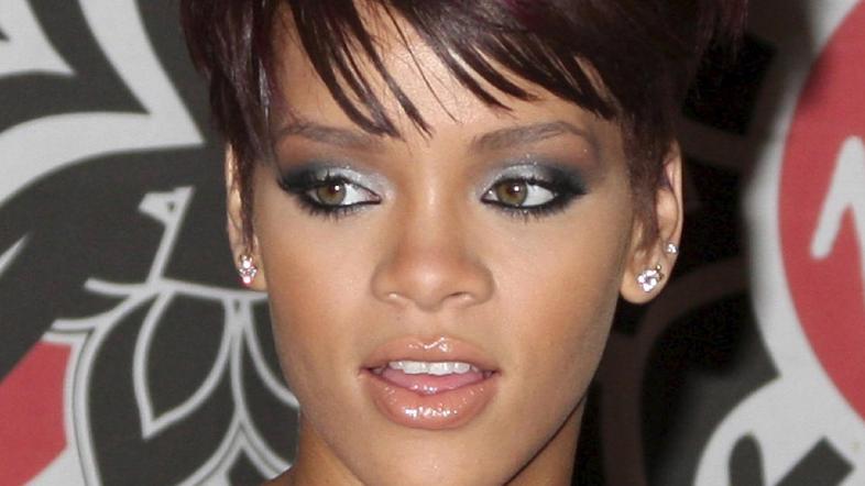 Zvezdnikom gre dobro tudi takrat, ko samo sedijo. (Foto: Flynet/JLP)