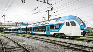 Slovenske železnice, vlaki, vlak