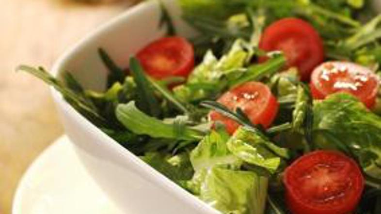 Solati manjka slasten preliv, mar ne?