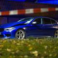 Neustadt avtomobil zapeljal v ljudi