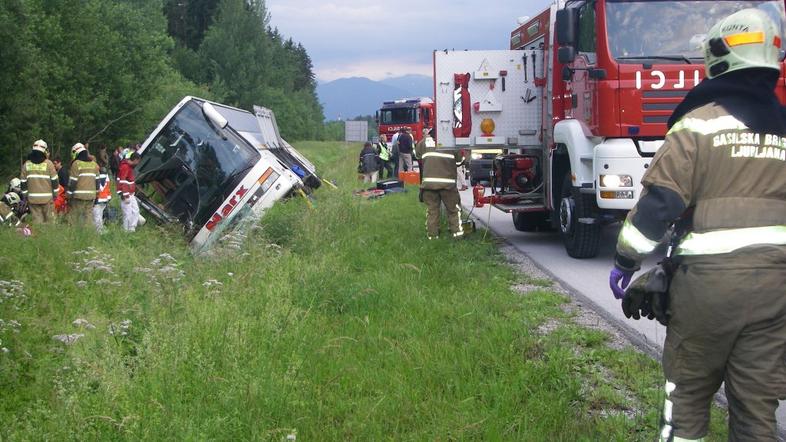 Nesreča na gorenjski avtocesti