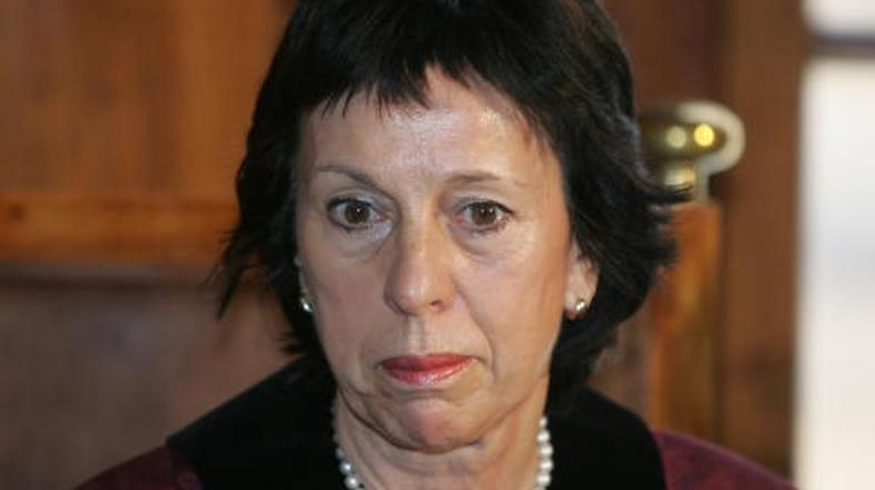 Dr. Mirjam Škrk je nekdanja ustavna sodnica in nekdanja članica razpuščenega slo