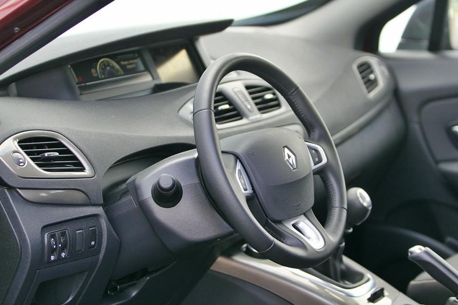 Renault scenic xmod | Avtor: Andrej Leban