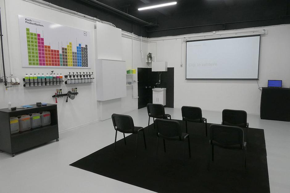 JUVI Domžale, tečaj kozmetičnega vzdrževanja vpozila | Avtor: Matija_Janežič