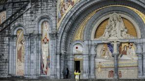 mozaik v Lurdu pater Marko Rupnik