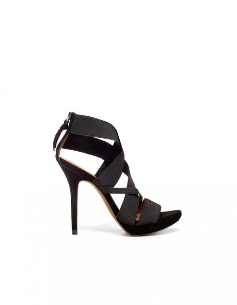 Zara, prej 69,95 EUR, zdaj 39,99 EUR