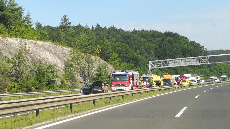 prometna nesreča dolenjska avtocesta