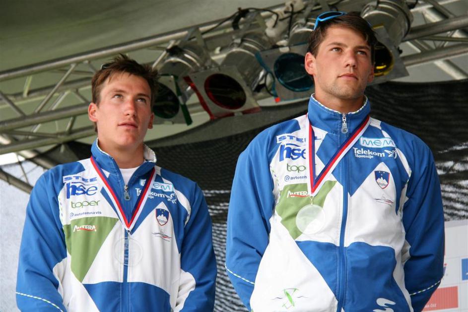 kanu dvojci taljat božič