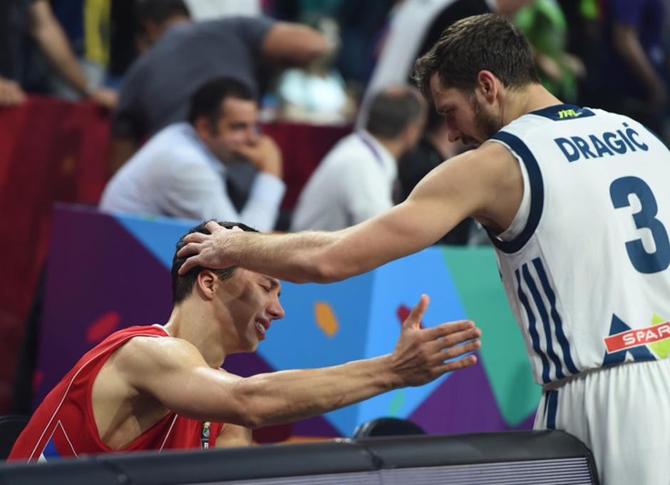  | Avtor: Reševalni pas/Twitter