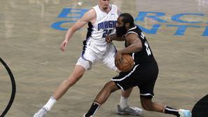 Moritz Wagner James Harden