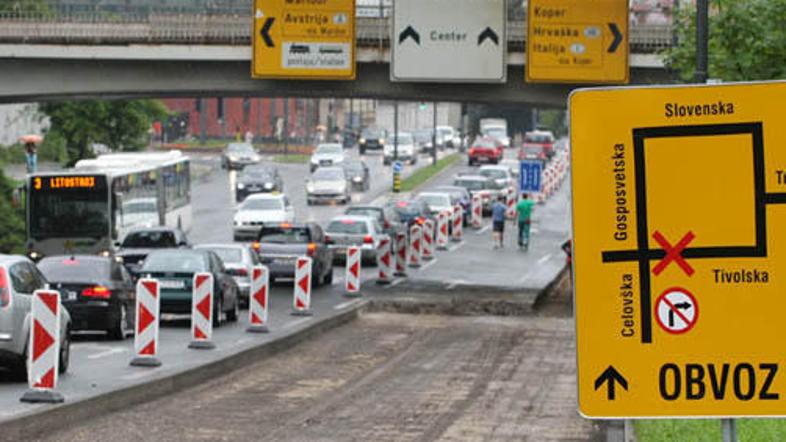 V Ljubljani je trenutno kar nekaj delovnih zapor cest, zaradi česar ponekod nast