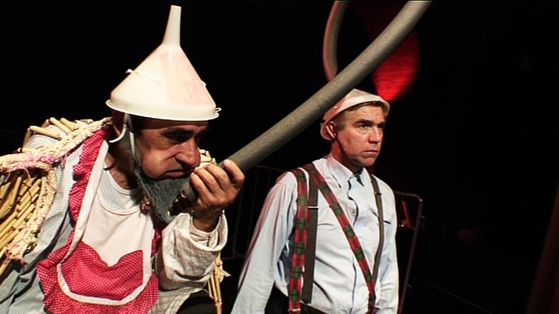 Zavod Bufeto, ki goji in razvija klovnsko gledališče, s tokratnim projektom ne l