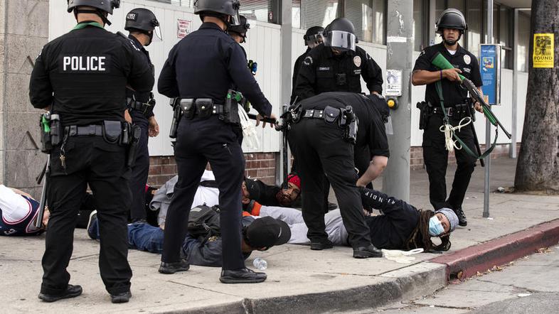 protesti zda smrt nasile GEORGE FLOYD