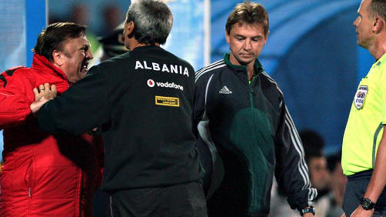 Pobesneli Otto Barić na tekmi z Bolgarijo