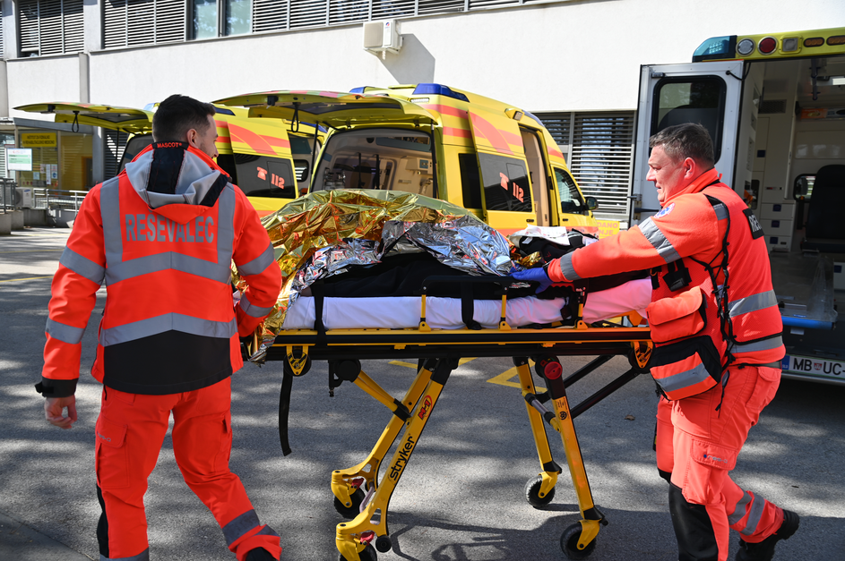 vaja Letalska nesreča na Letališču Edvarda Rusjana Maribor 2023 reševalci reševalno vozilo