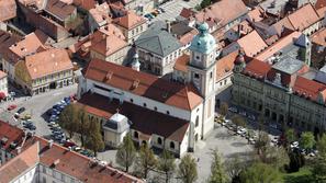 Mariborska nadškofija s svojim premoženjem ni najbolje upravljala. (Foto: Medias