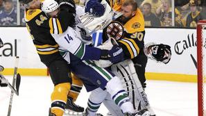 Finale Bruins Canucks Thomas 1