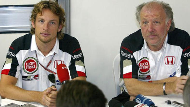 Pod Davom Richardsom je Jenson Button postal prvi dirkač BAR Honde.