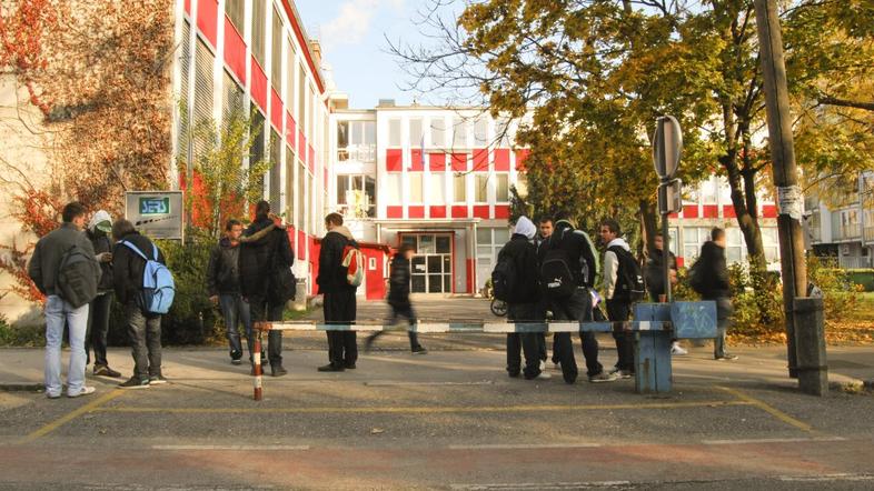 Srednja elektro-računalniška šola Maribor SERŠ