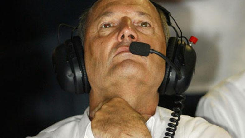 Dennisa ne bo več na dirke formule 1. Vsa odgovornost je zdaj na Withmarshu.